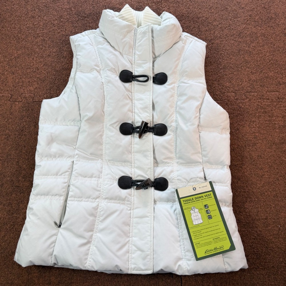 Eddie Bauer White Toggle Down Vest 550 Fill Power Quilted Puffer Small NEW